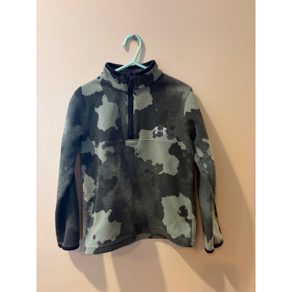 Boys toddlers Under Armour Kids Green Camo Quarter Zip Fleece Pullover Size 5